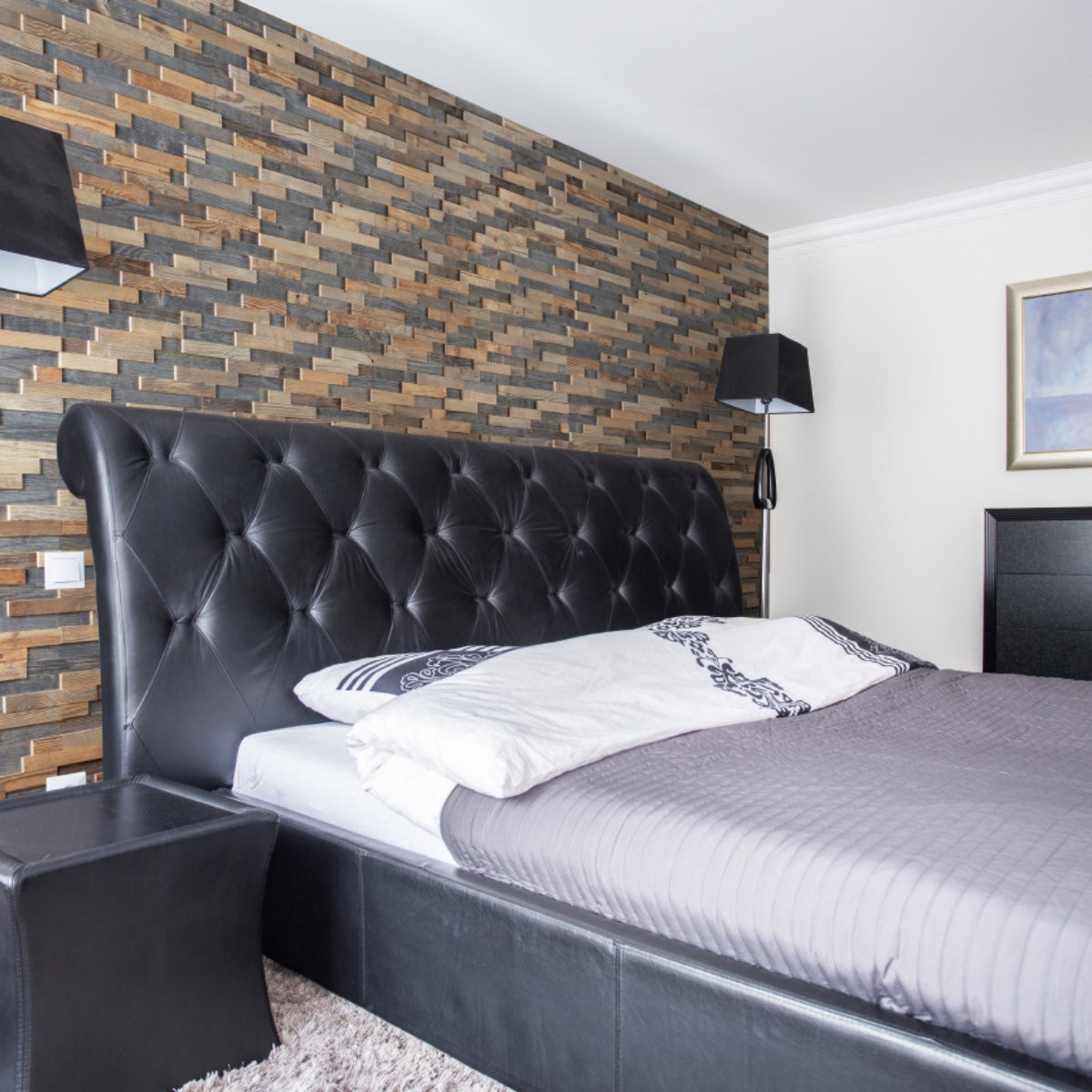 Bravo Reclaimed Wood Wall Panelling Sample