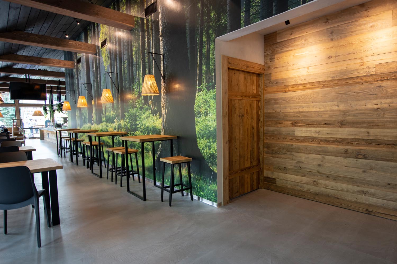 Weathered Brushed Boards - Audrini Living