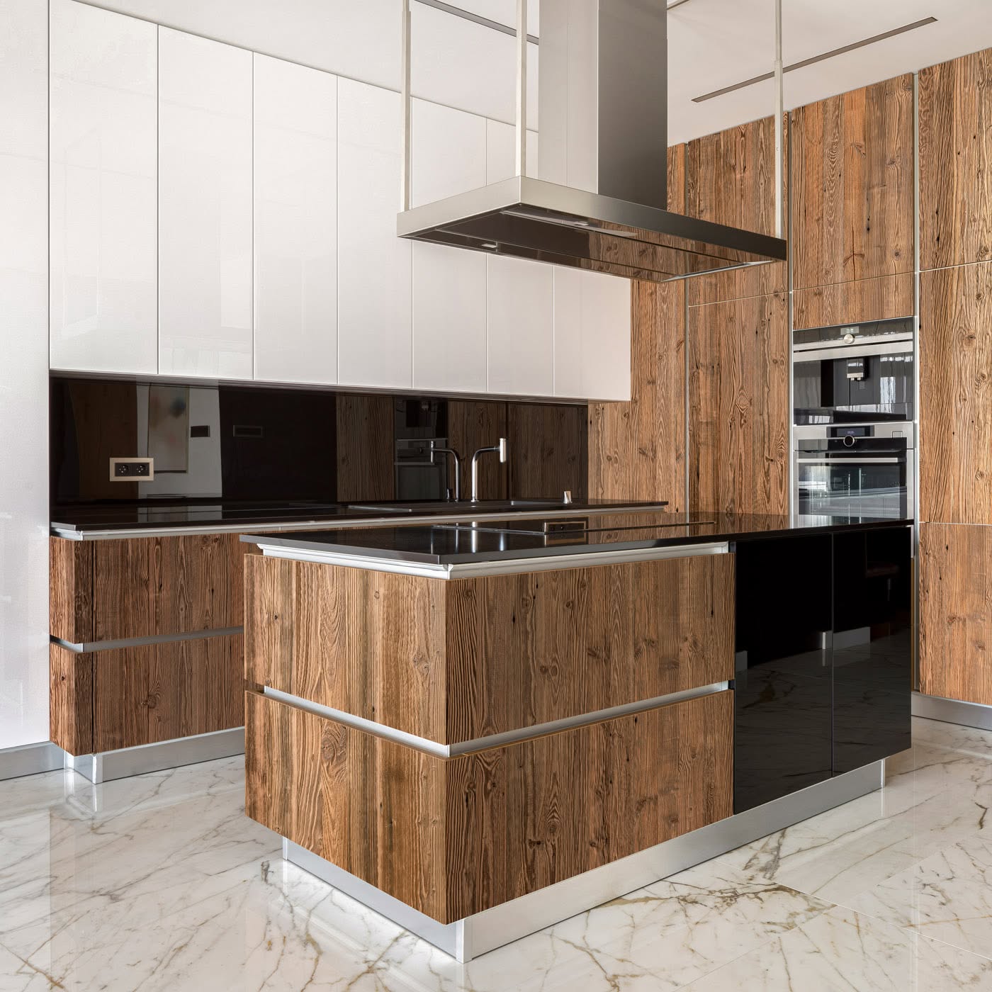 Three-Ply Reclaimed Wood Panel - Premium Wall Panels by Audrini Living